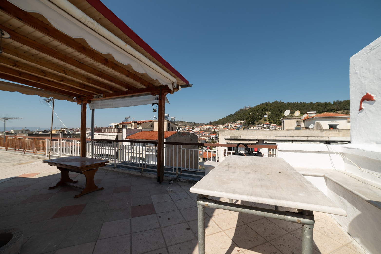 Low Budget Ανακαίνιση Διαμερίσματος για Ενοικίαση • Σέρρες • 16